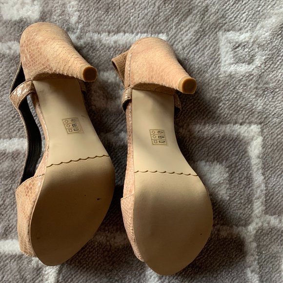 Snakeskin Nude Moda Open-toe Heels size 9 - Picture 5 of 7